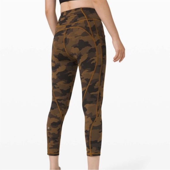 Lululemon Time To Sweat Crop Legging Sz‎ 0 Camo - Picture 2 of 11